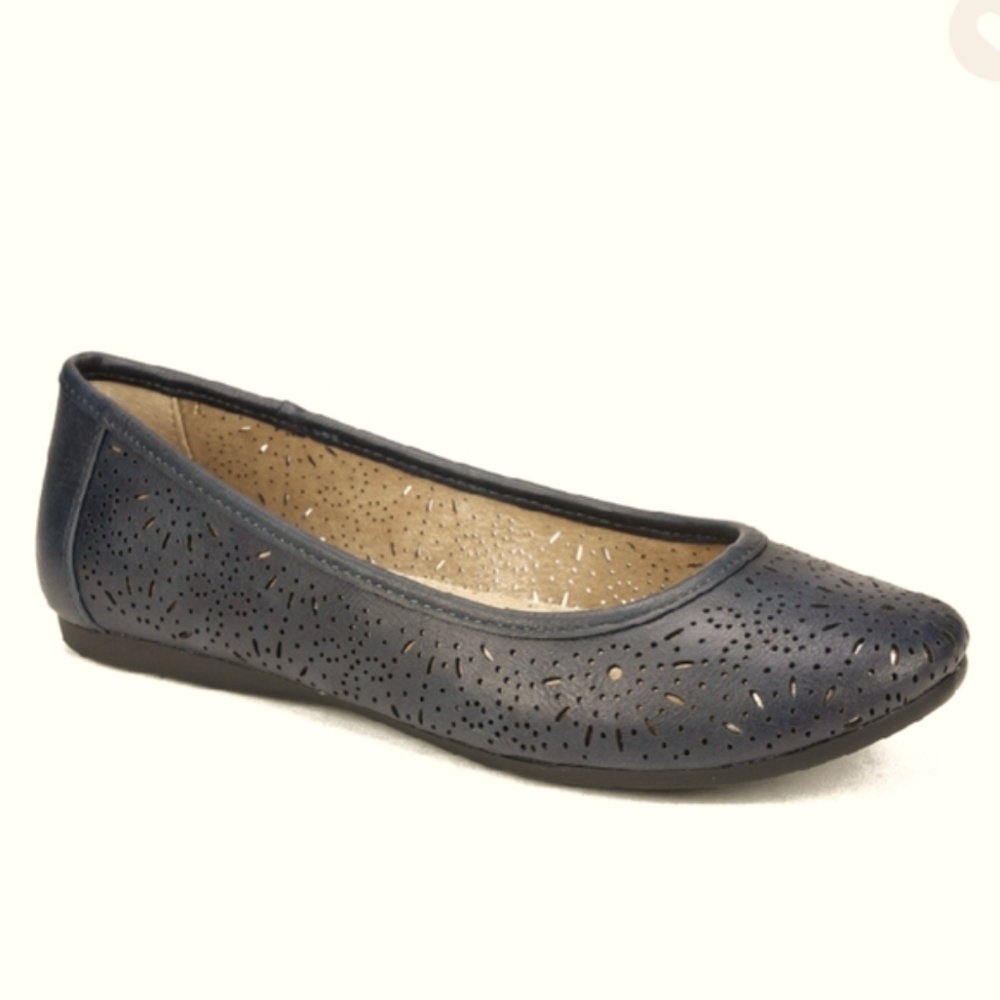 WHITE MOUNTAIN Black Flats 11
